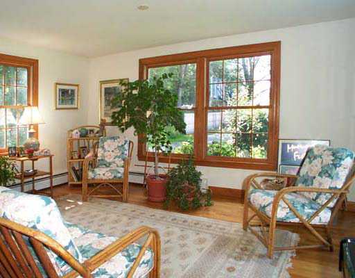 427 Wapping Road Portsmouth, RI 02871 - Photo 3 of 5 Other.