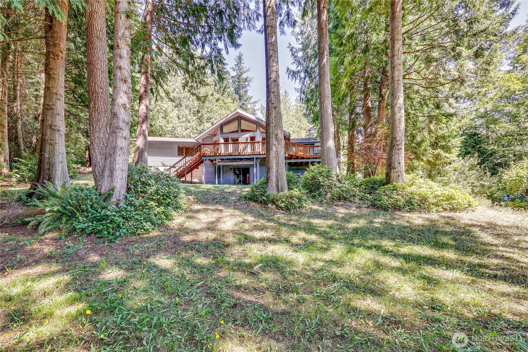 11 Bishop Hill Road Chimacum, WA 98325 - Photo 29 of 34 a view of a garden with large trees