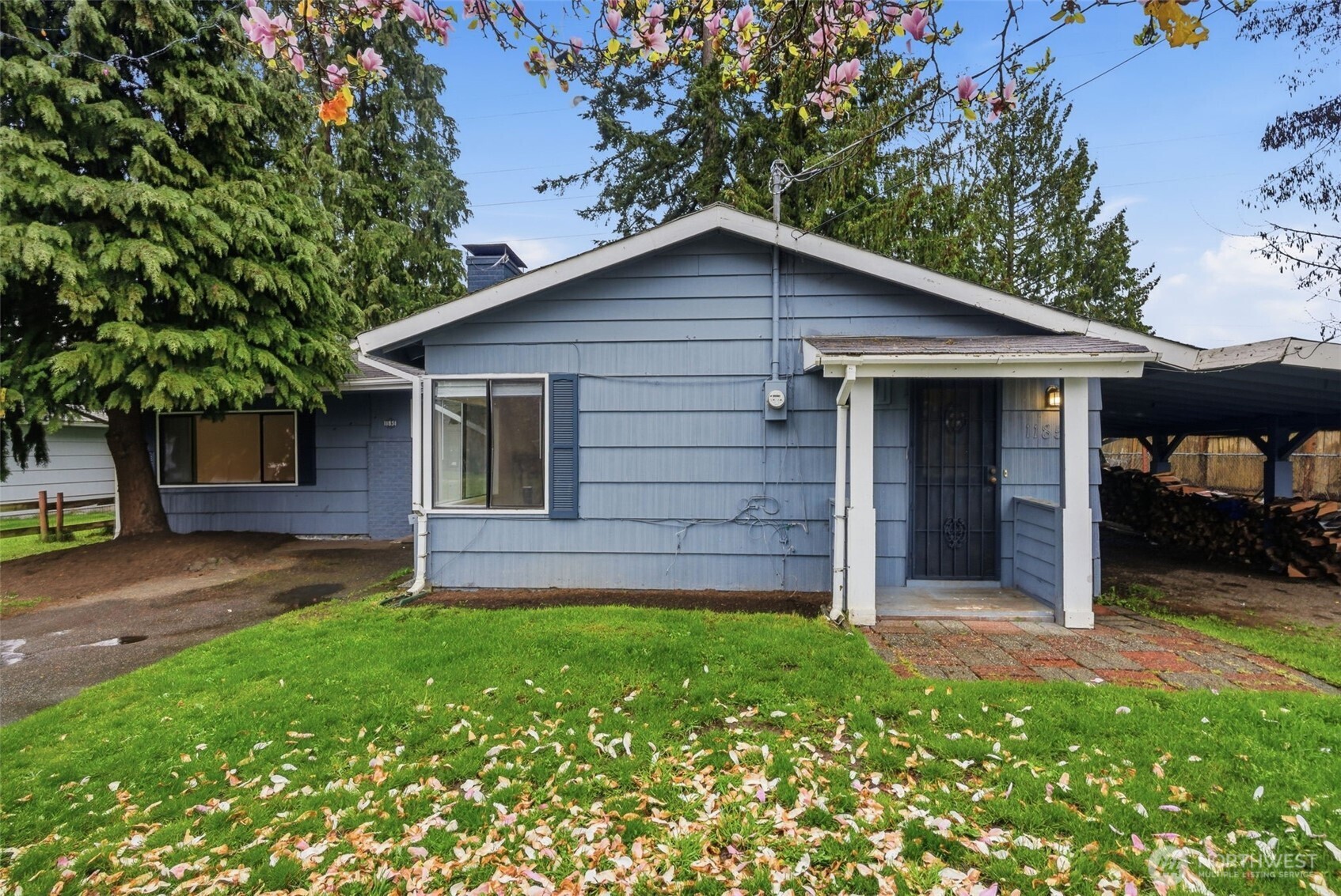 11851 Southeast 170th Place Renton, WA 98058 - Photo 3 of 36