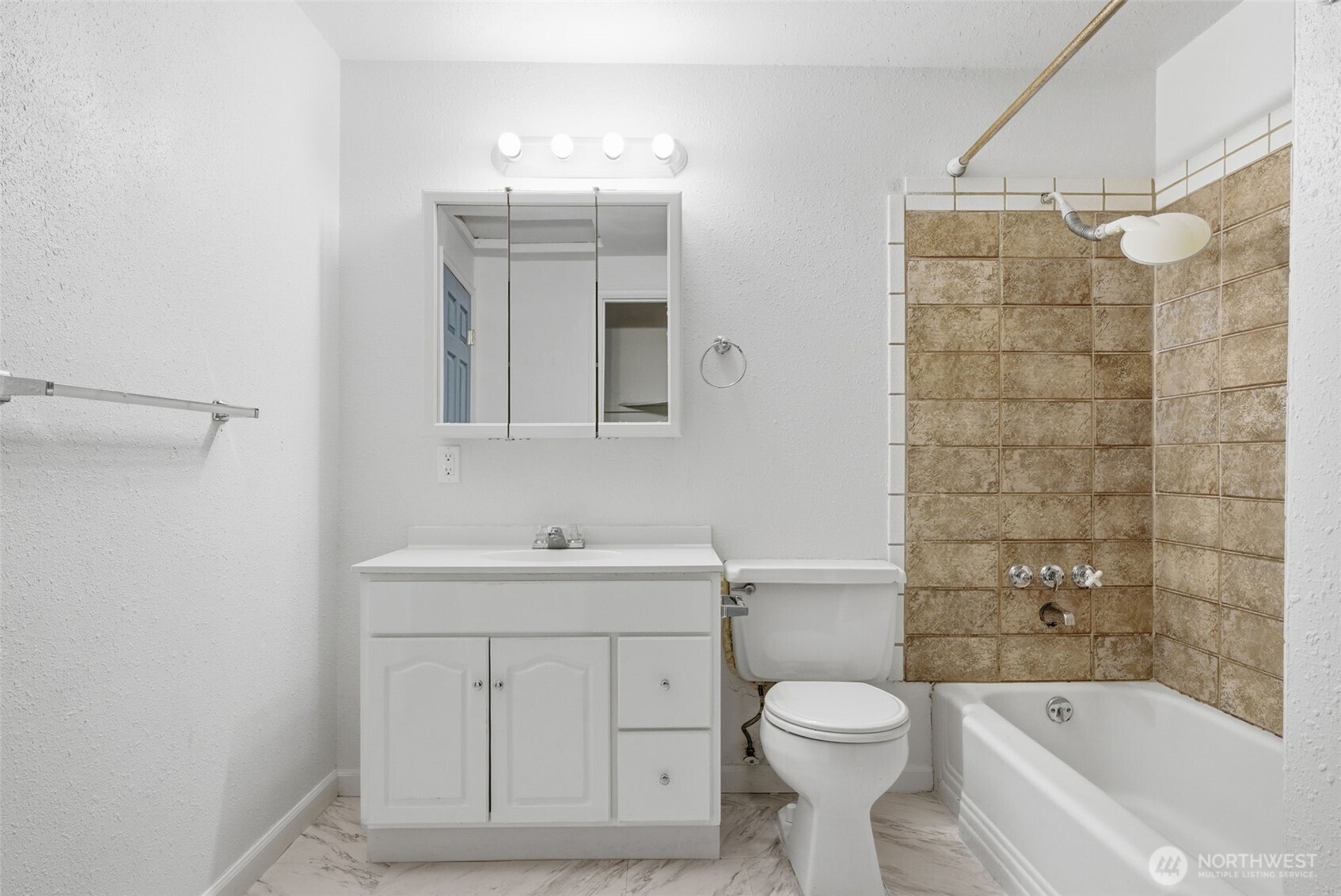 11851 Southeast 170th Place Renton, WA 98058 - Photo 33 of 36