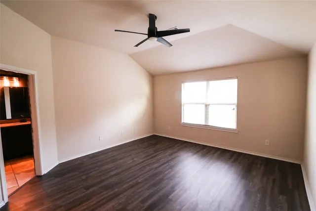 $2,000 | 1727 Kilmory Court, Houston, TX 77014