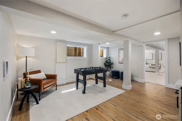 $1,200,000 | 8226 Meridian Avenue North, Seattle, WA 98103