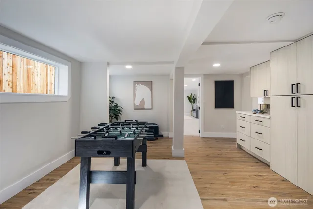 $1,200,000 | 8226 Meridian Avenue North, Seattle, WA 98103