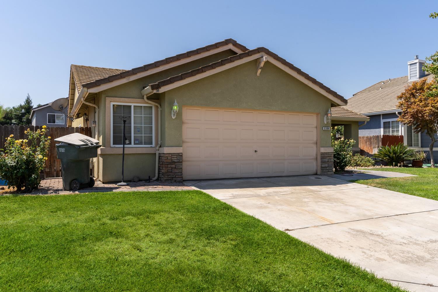 5304 Countrybrook Lane Salida, CA 95368 - Photo 2 of 27