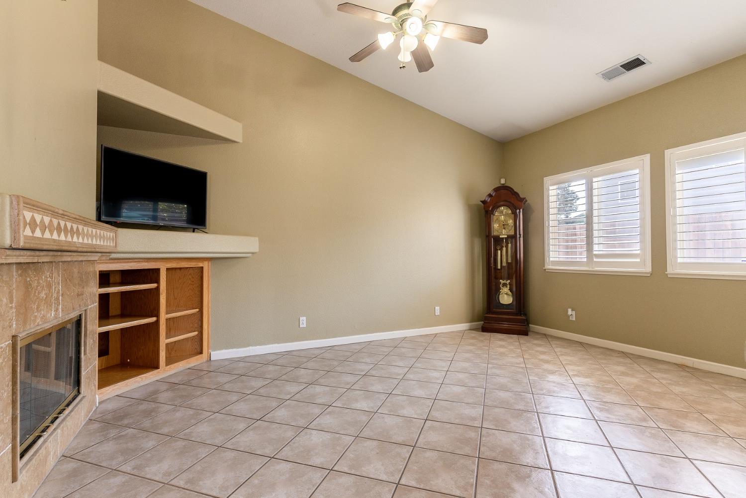 5304 Countrybrook Lane Salida, CA 95368 - Photo 7 of 27