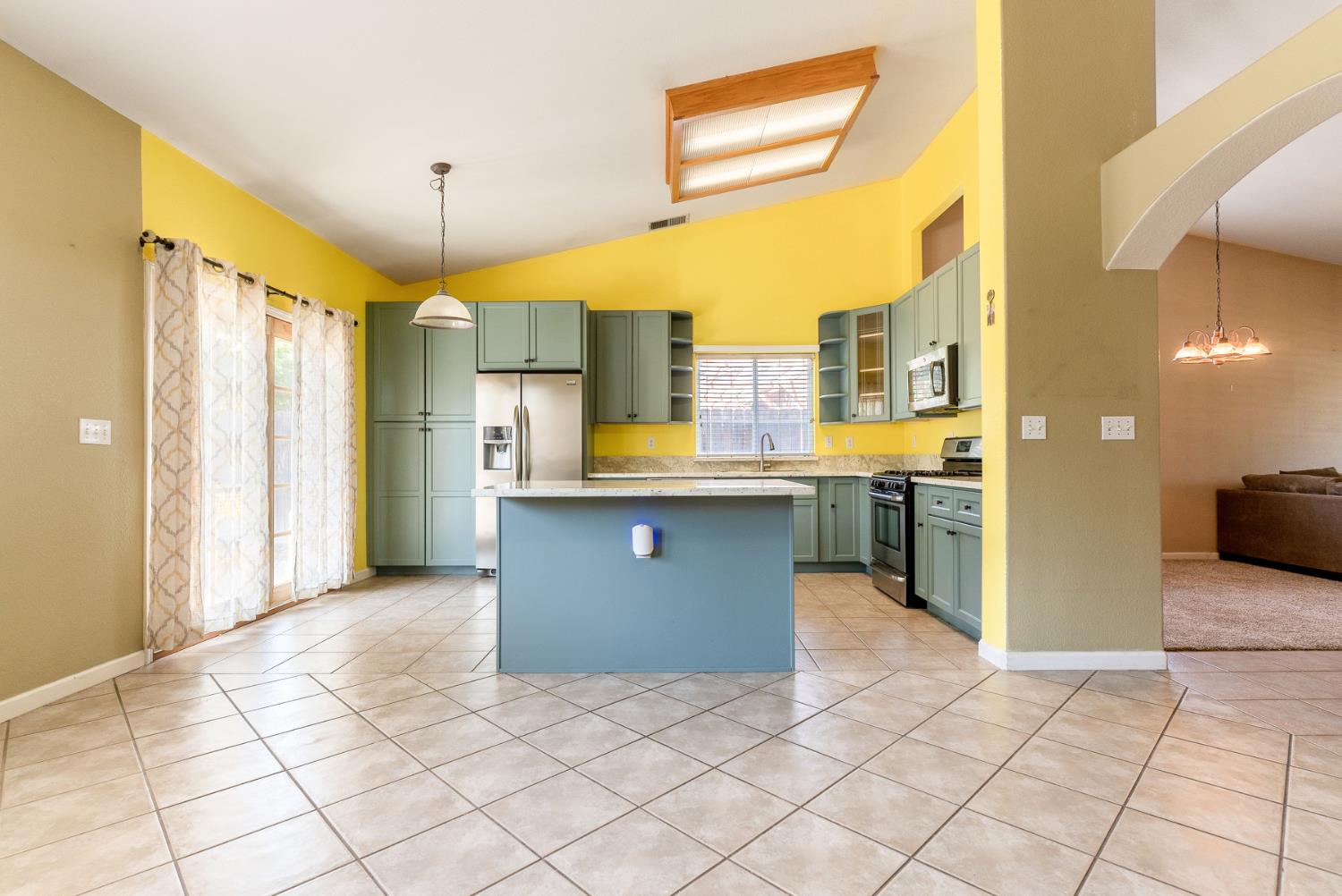 5304 Countrybrook Lane Salida, CA 95368 - Photo 9 of 27