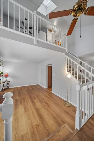 $299,900 | 2547 College Hill Circle, Schaumburg, IL 60173