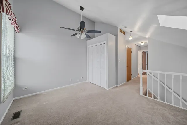 $299,900 | 2547 College Hill Circle, Schaumburg, IL 60173