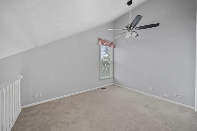 $299,900 | 2547 College Hill Circle, Schaumburg, IL 60173