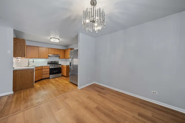 $299,900 | 2547 College Hill Circle, Schaumburg, IL 60173