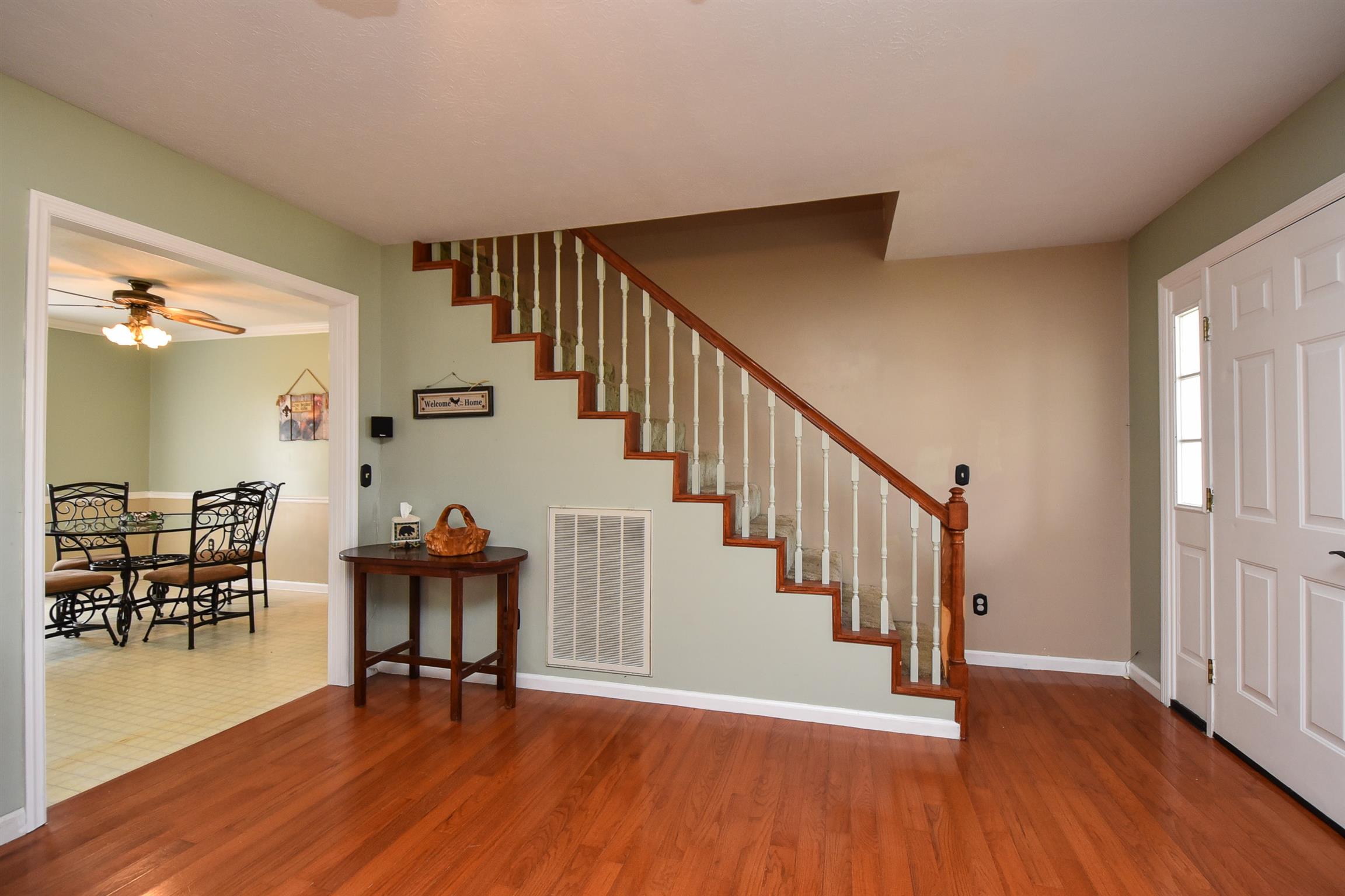305 Paul Thompson Road Bethpage, TN 37022 - Photo 11 of 15 Beautiful Staircase leading to the upstairs bedrooms and bathroom.
