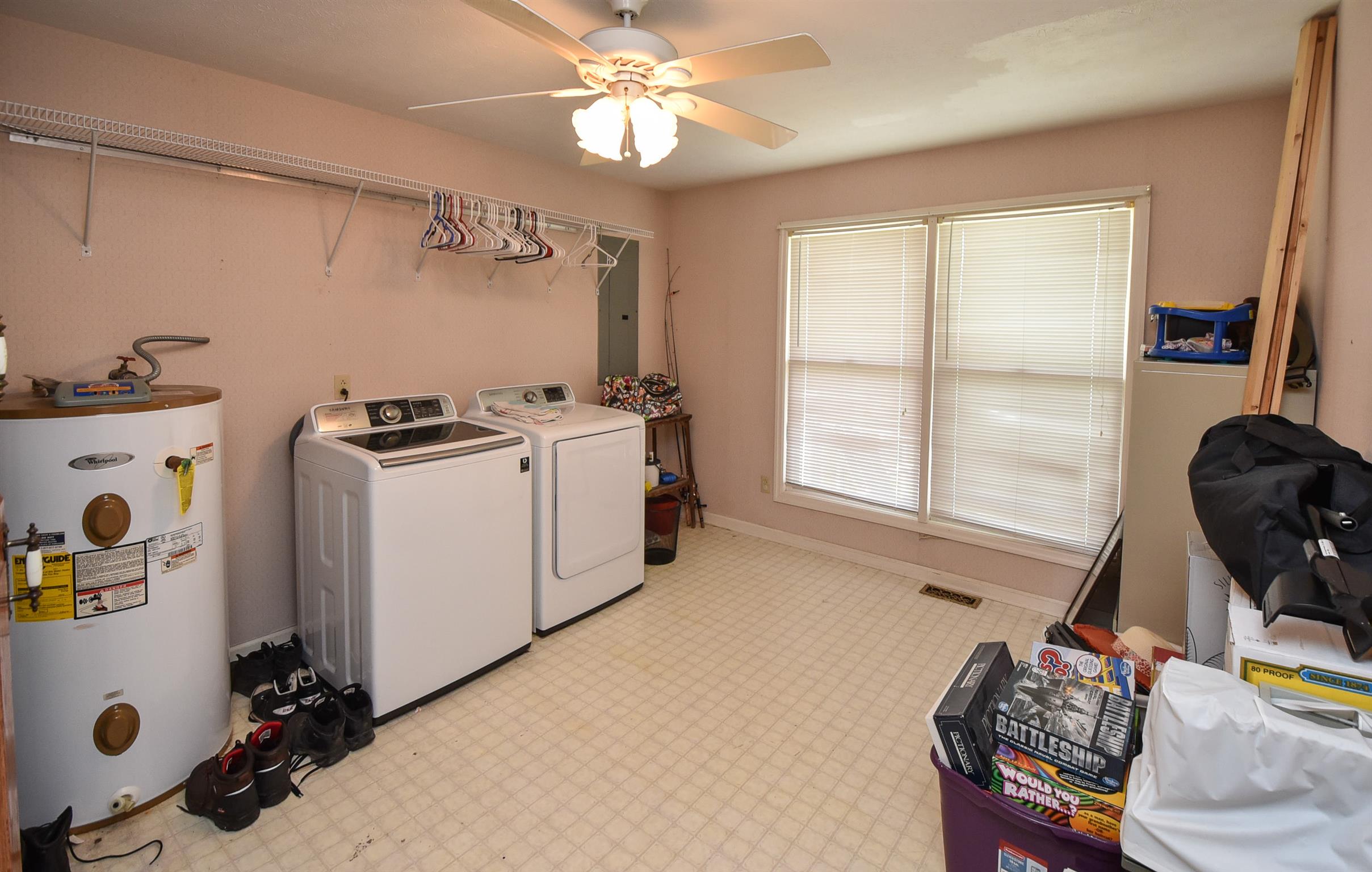 305 Paul Thompson Road Bethpage, TN 37022 - Photo 8 of 15 Huge Utility and Laundry Room with lots of usable space!