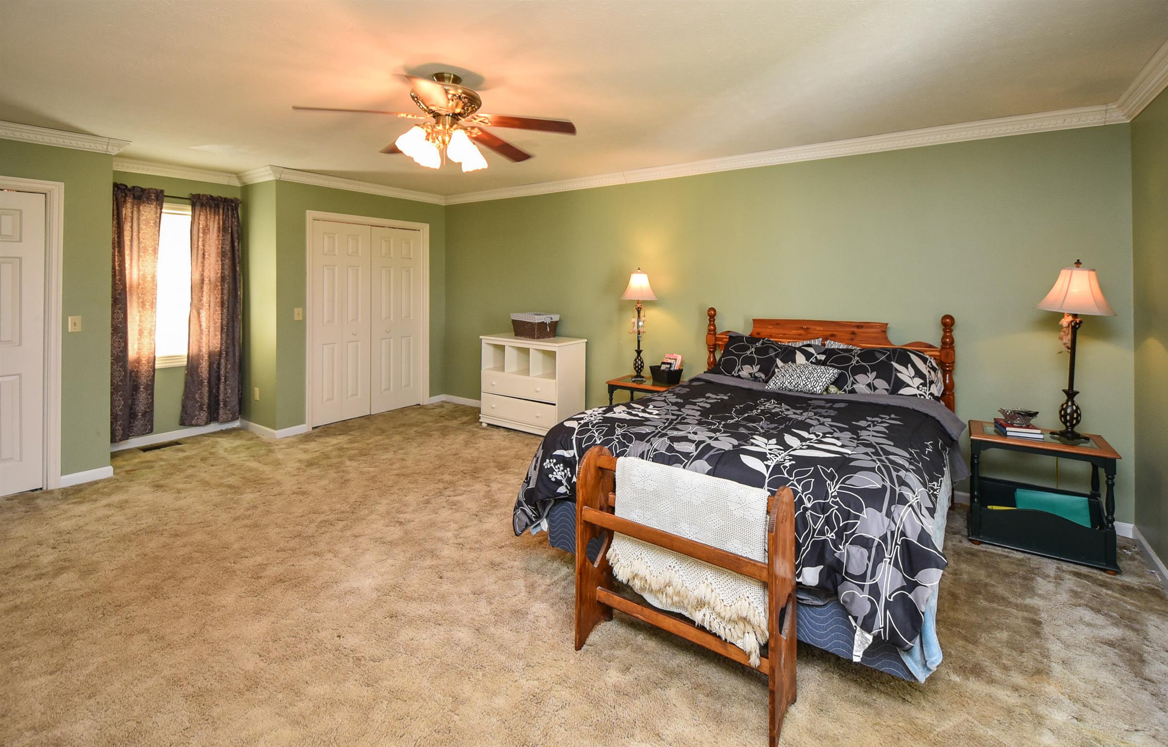 305 Paul Thompson Road Bethpage, TN 37022 - Photo 10 of 15 Large Master Bedroom