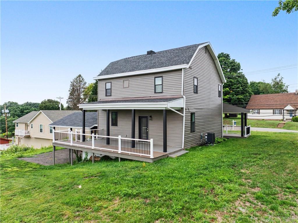 1076 Chapel Road Monaca, PA 15061 - Photo 6 of 50 Gallery Image 6