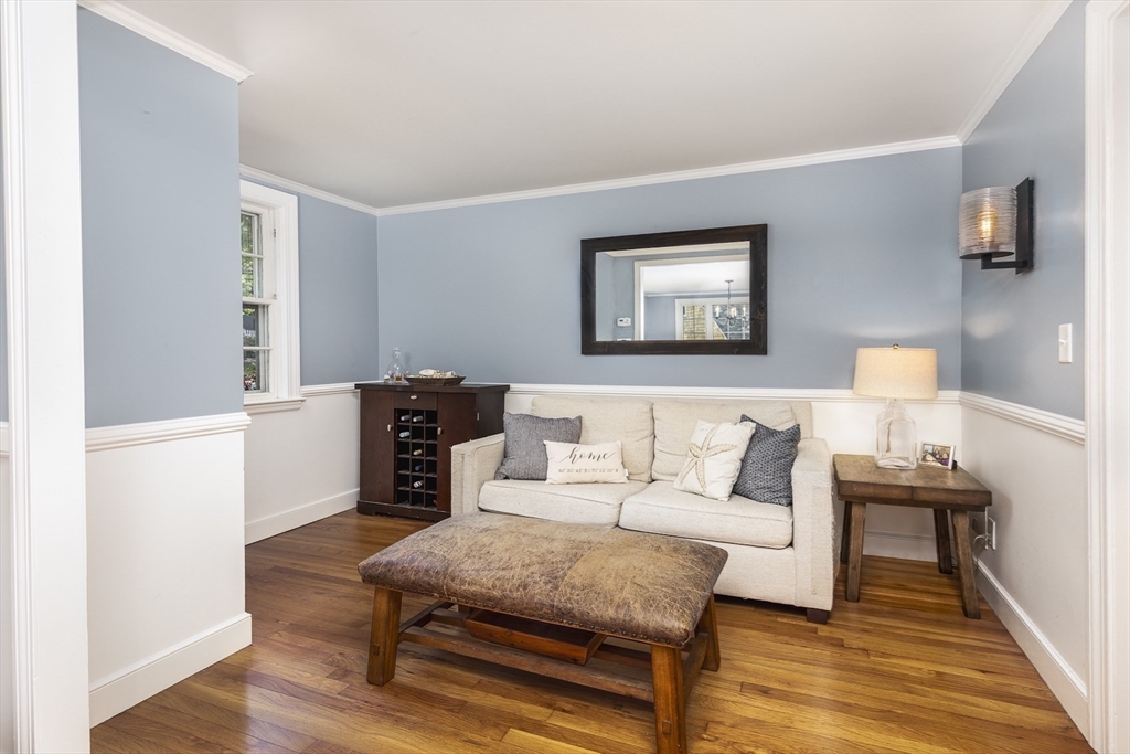 20 Cheever Avenue Marblehead, MA 01945 - Photo 11 of 38