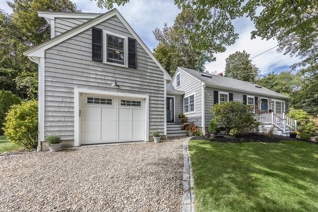 20 Cheever Avenue Marblehead, MA 01945 - Photo 2 of 38