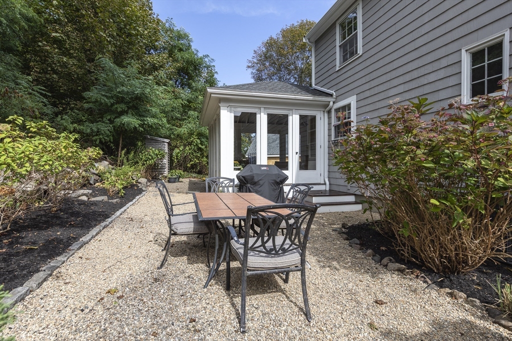 20 Cheever Avenue Marblehead, MA 01945 - Photo 31 of 38