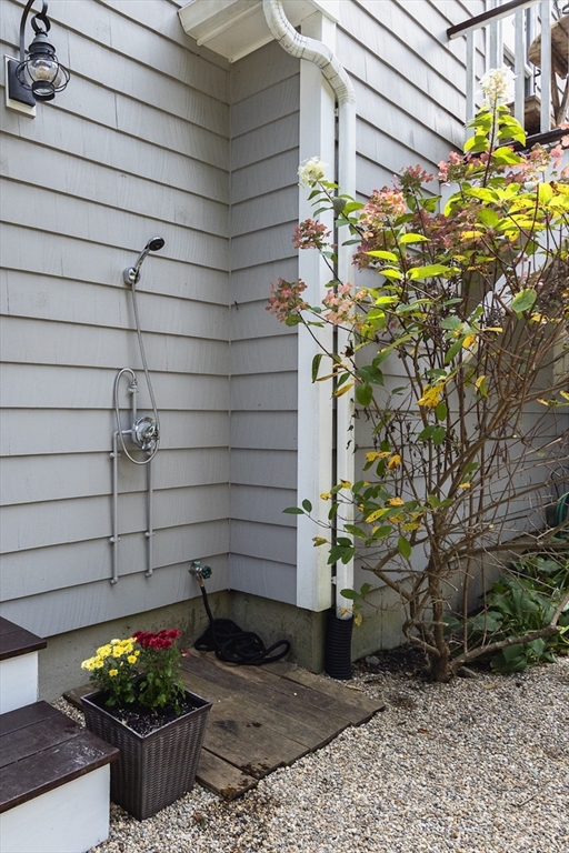 20 Cheever Avenue Marblehead, MA 01945 - Photo 36 of 38