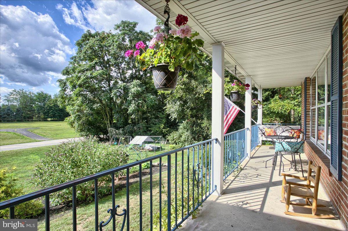 627 Alexander Spring Road Carlisle, PA 17015 - Photo 3 of 38 Gallery Image 3