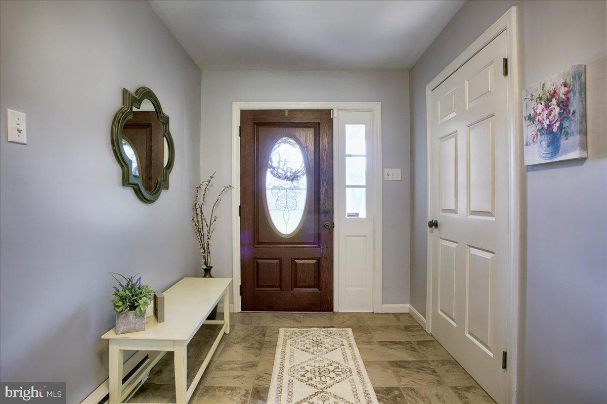 627 Alexander Spring Road Carlisle, PA 17015 - Photo 4 of 38 Gallery Image 4
