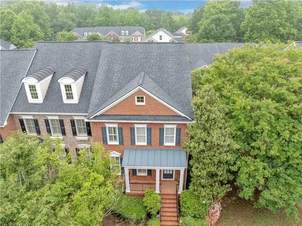 $574,900 | 5000 Davenport Place, Roswell, GA 30075
