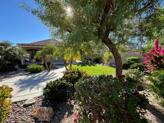 $2,800 | 81952 Avenida Bienvenida, Indio, CA 92203