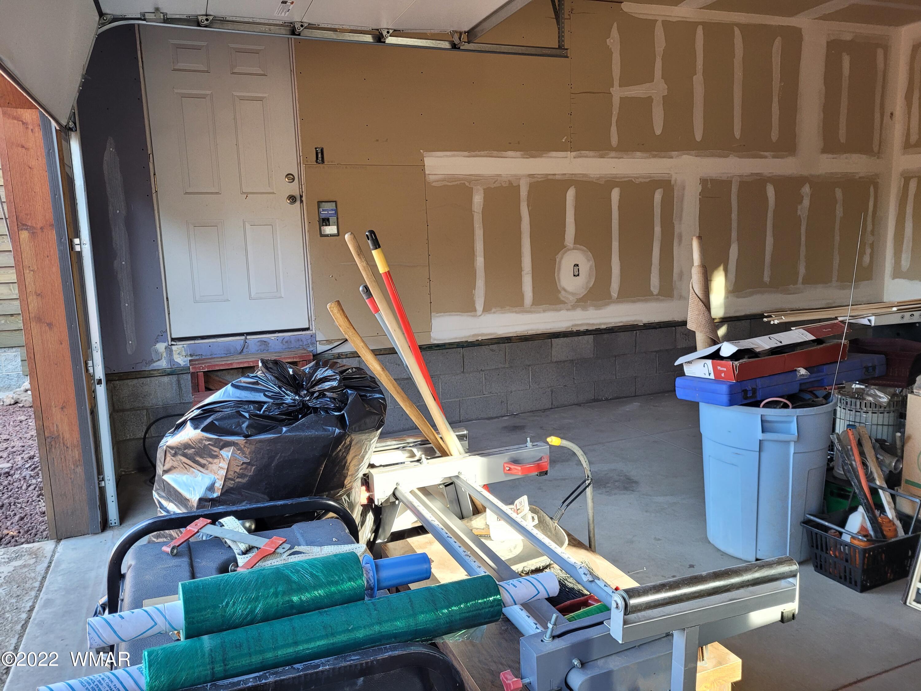 8 County Road 8309 Concho, AZ 85924 - Photo 31 of 45 a view of a room with gym equipment