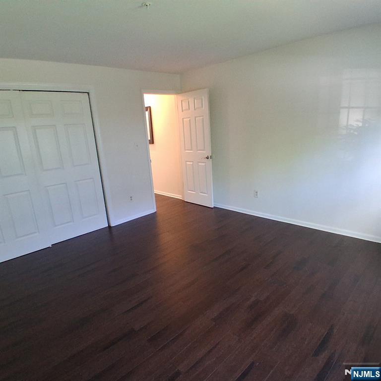 2014 Hawthorne Lane Mahwah, NJ 07430 - Photo 11 of 12