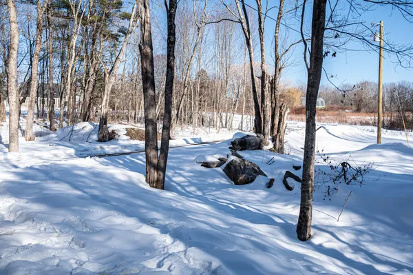 $749,500 | 0 Ginger Way, Raymond, ME 04071