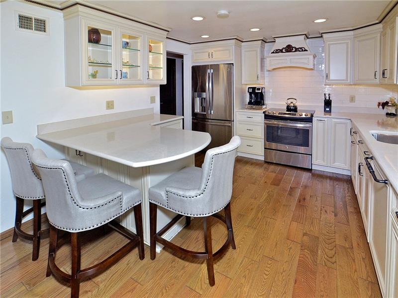6009 Baker School Road Trafford, PA 15085 - Photo 2 of 25 Gallery Image 2