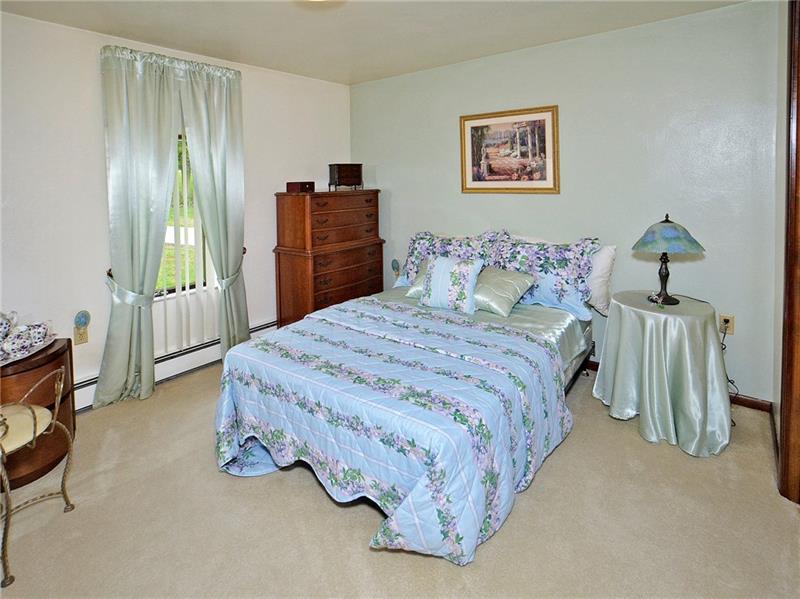 6009 Baker School Road Trafford, PA 15085 - Photo 14 of 25 Gallery Image 14