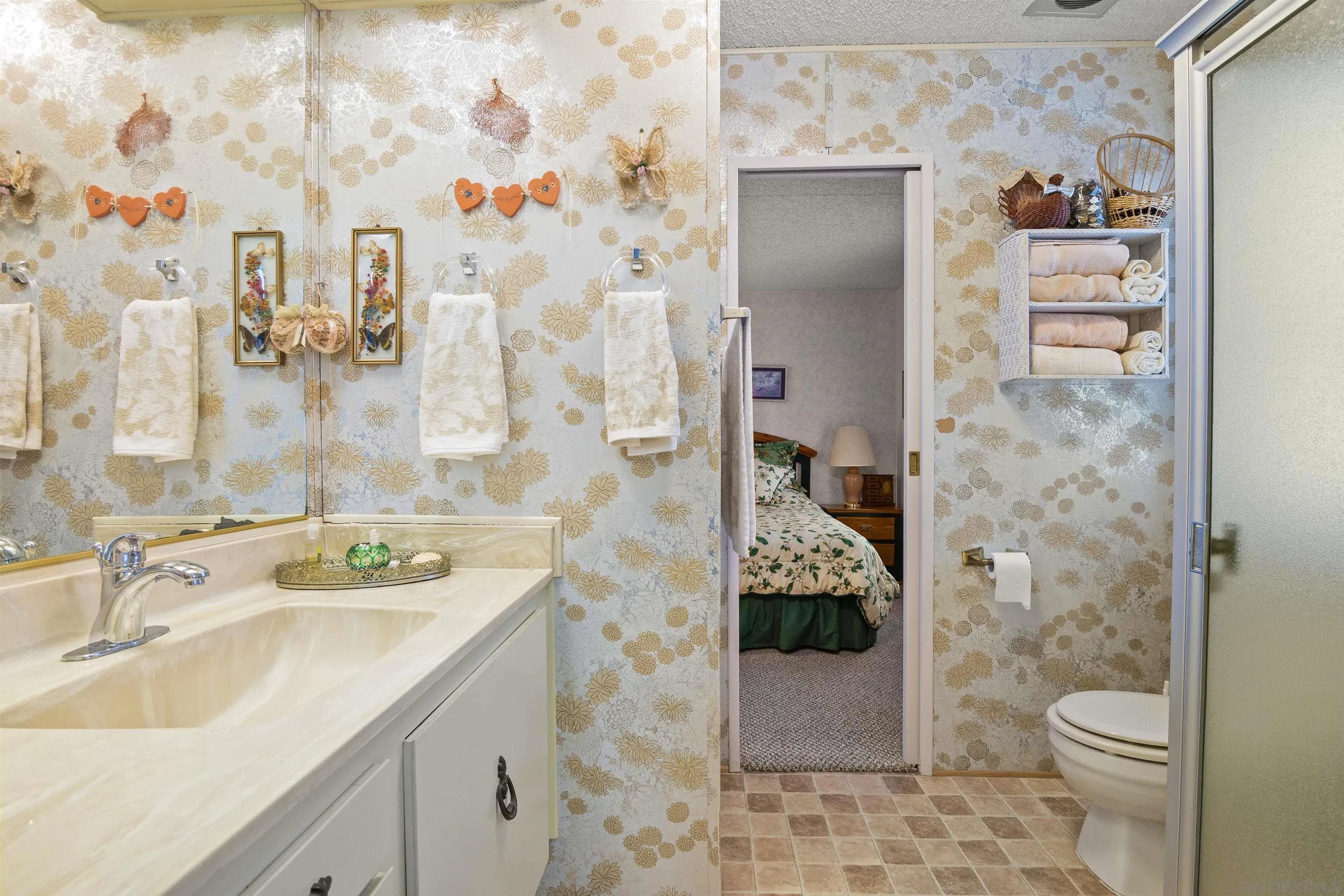 4747 Oak Crest Road, Unit 19 Fallbrook, CA 92028 - Photo 24 of 53 a bathroom with a sink toilet and shower