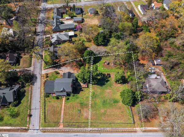 $484,900 | 838 South Harper Street, Laurens, SC 29360