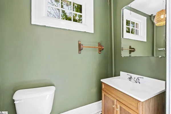 $484,900 | 838 South Harper Street, Laurens, SC 29360
