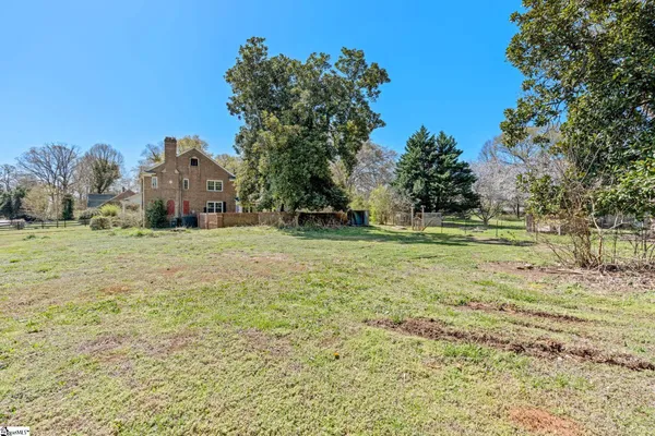 $484,900 | 838 South Harper Street, Laurens, SC 29360