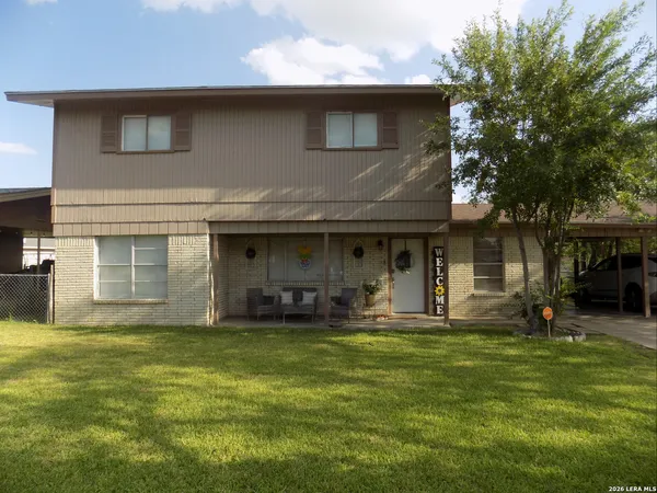 $269,500 | 2324 Lorilee Drive, Eagle Pass, TX 78852