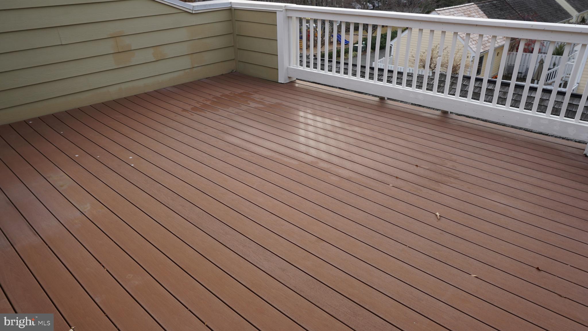 405 Main Street Gaithersburg, MD 20878 - Photo 18 of 26 Roof deck