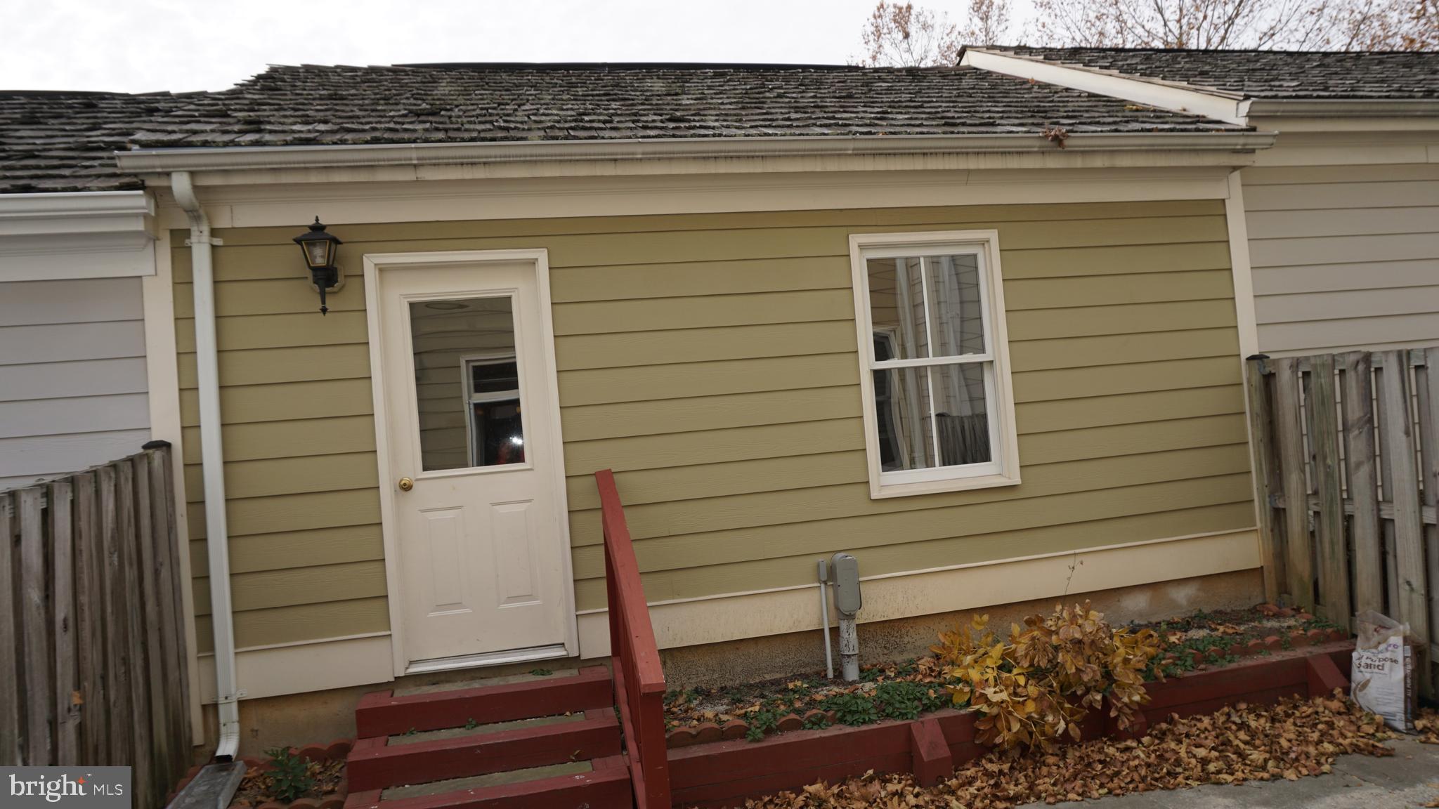 405 Main Street Gaithersburg, MD 20878 - Photo 20 of 26 Rear view