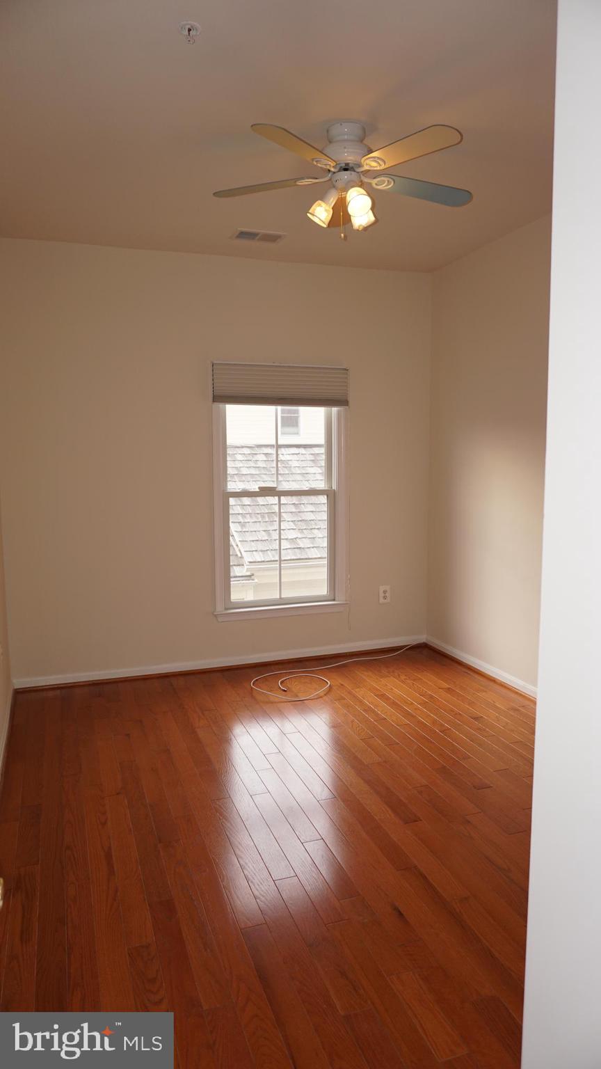 405 Main Street Gaithersburg, MD 20878 - Photo 10 of 26 Basement room