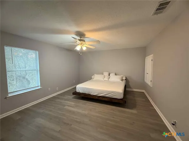 $2,400 | 7255 Woodlake Circle, Belton, TX 76513