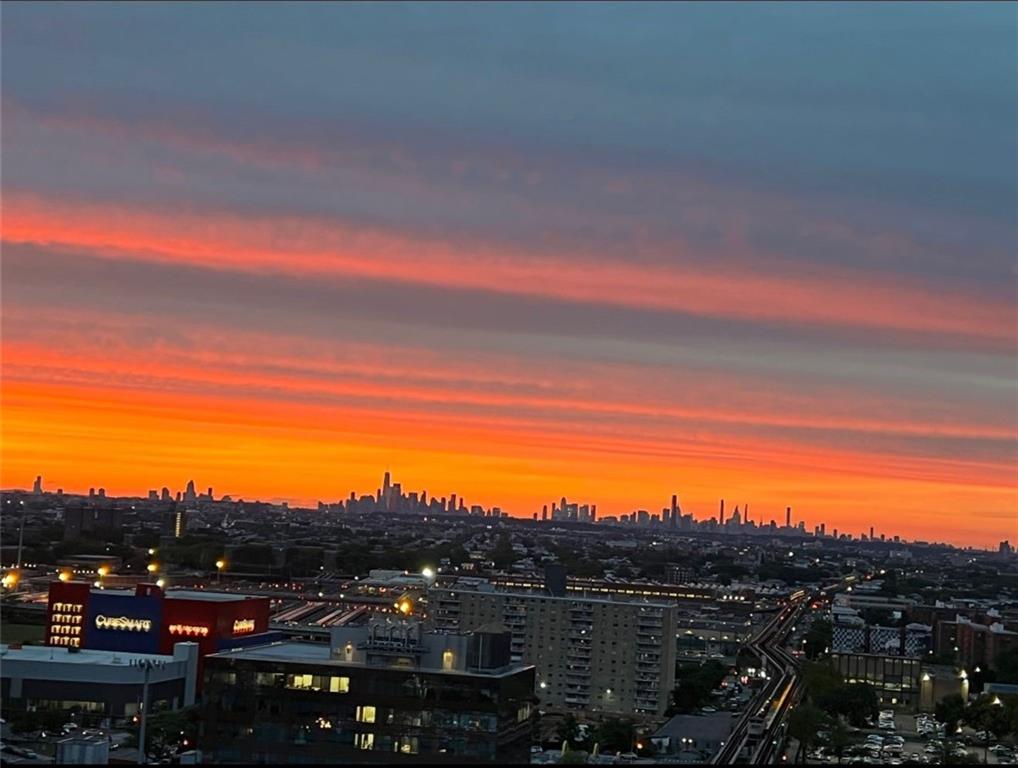 601 Surf Avenue, Unit 20J Brooklyn, NY 11224 - Photo 45 of 46 a view of city with ocean