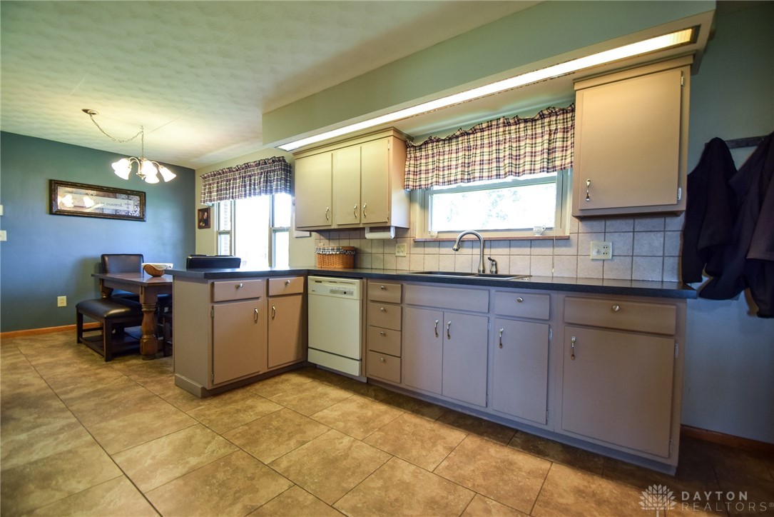 5290 North Rangeline Road Covington, OH 45318 - Photo 23 of 62