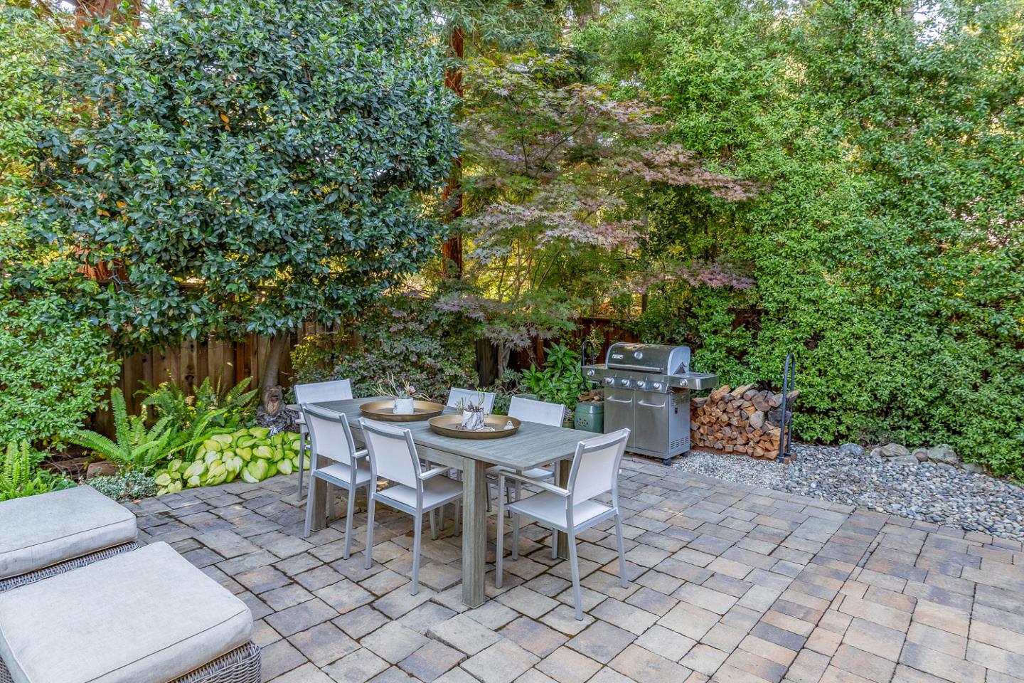 63 Ridge Court Woodside, CA 94062 - Photo 27 of 36 Gallery Image 27