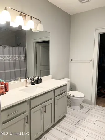 $259,900 | 2501 Bienville Boulevard, Unit 331, Ocean Springs, MS 39564