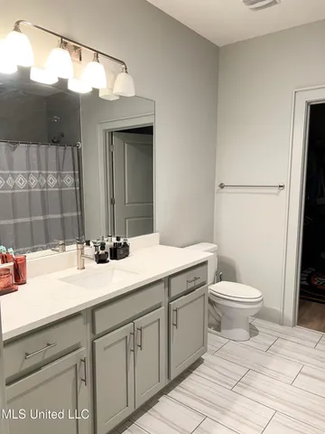 $275,000 | 2501 Bienville Boulevard, Unit 331, Ocean Springs, MS 39564