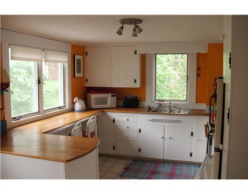 89 Oliver Street Bath, ME 04530 - Photo 4 of 14 Kitchen.
