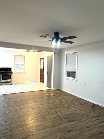 $1,600 | 4 Gretna Boulevard, Gretna, LA 70053