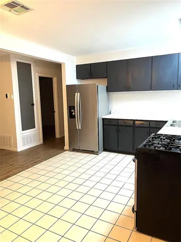 $1,600 | 4 Gretna Boulevard, Gretna, LA 70053