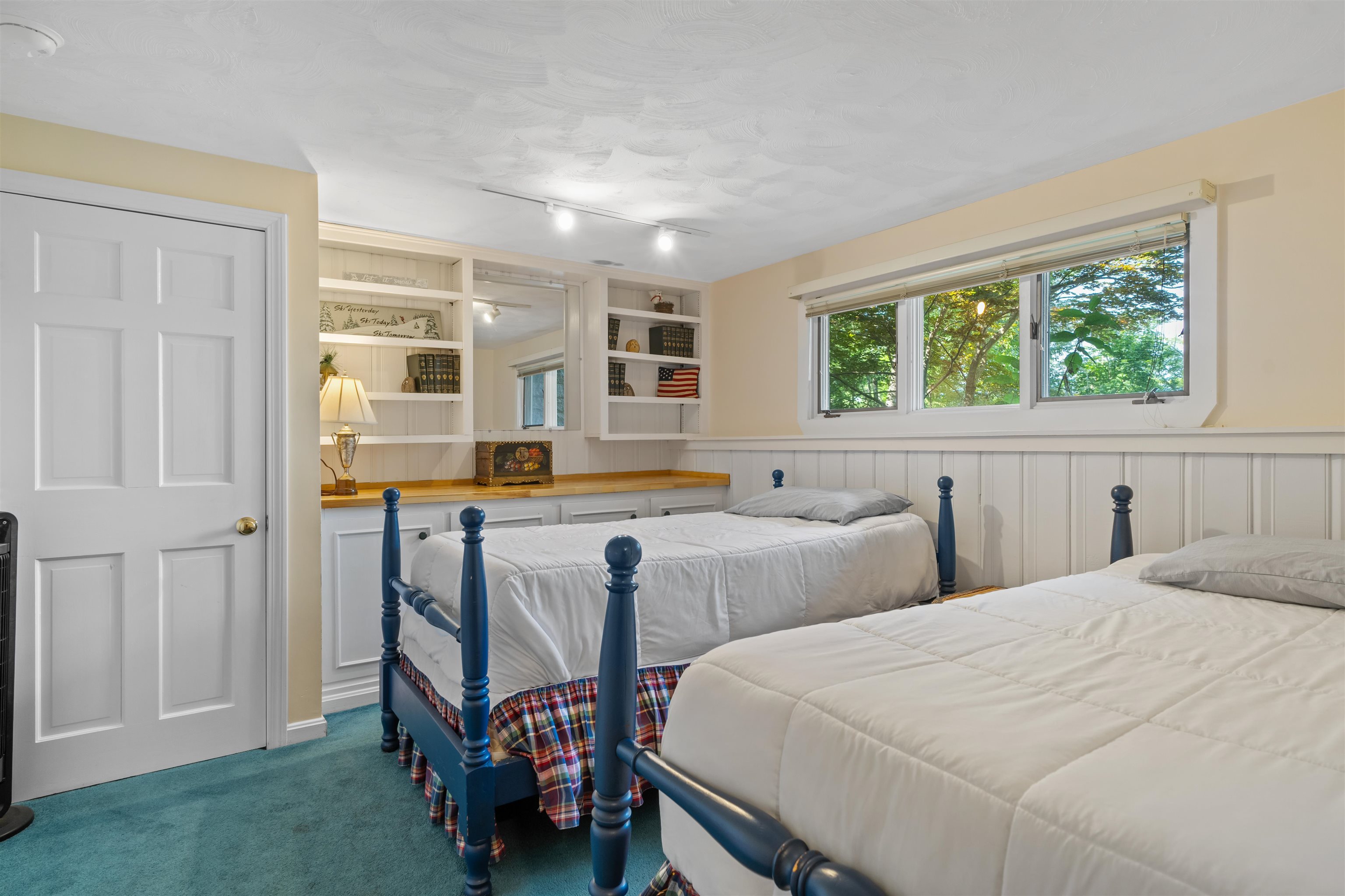 50 Drachenfels Road North Conway, NH 03860 - Photo 43 of 60
