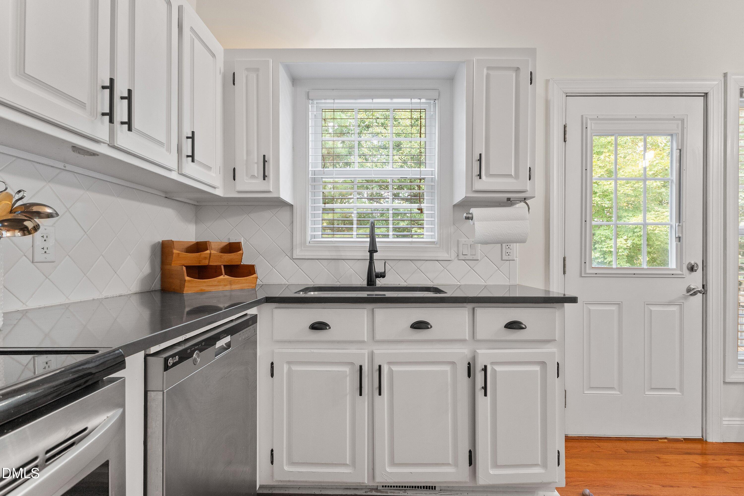 1122 Delham Road Knightdale, NC 27545 - Photo 13 of 40 13-1122 Delham Rd, Knightdale_2644